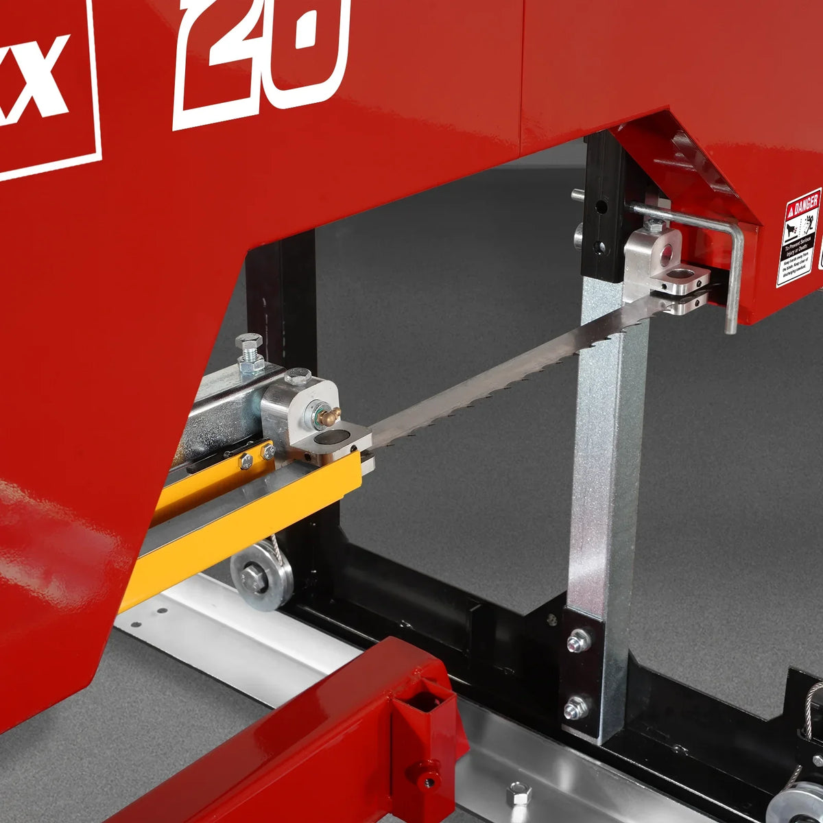 MechMaxx SM26 Sawmill Portable 26" 459cc 15HP Electric Start Gasoline Engine 20" Board Width 13' Track Length New